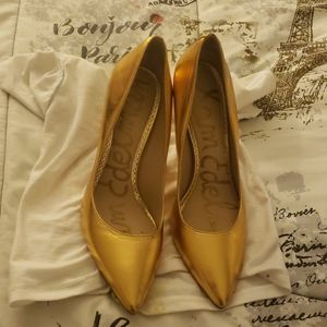 Sam Edelman Antique Gold Pumps